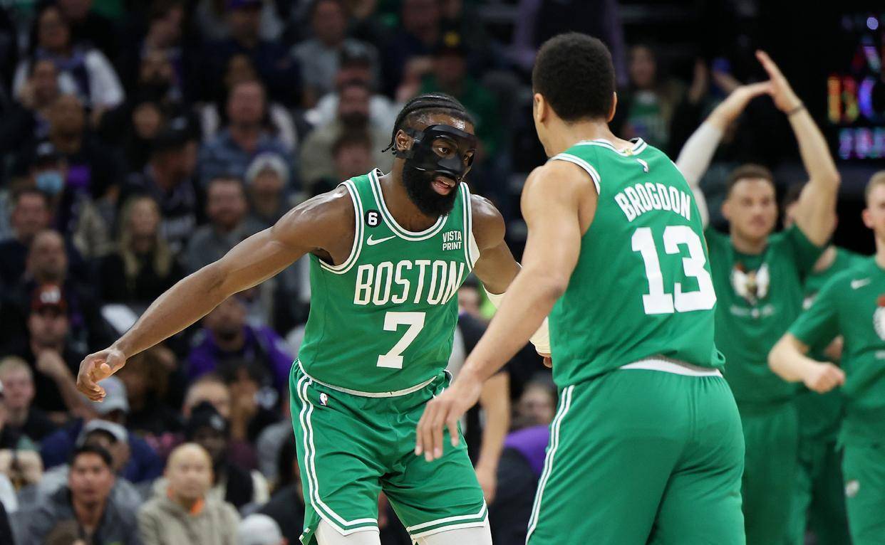 波士顿凯尔特人迎社区盾关键赛，今晚外线爆发，震撼外界，训练强度明显提升-开云官网